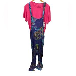 NWT.  Sacred Threads Size S/M Overalls. 222658.   BL/RD 3.